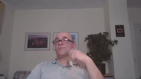 keilie1 online show from 01/11/25, 09:46