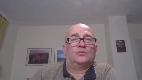 keilie1 online show from 12/16/25, 11:54