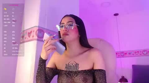 Snapshot of keily_gh1 chatting on 03/02/25, 04:39 KEILY  online show from 03/02/25, 04:39