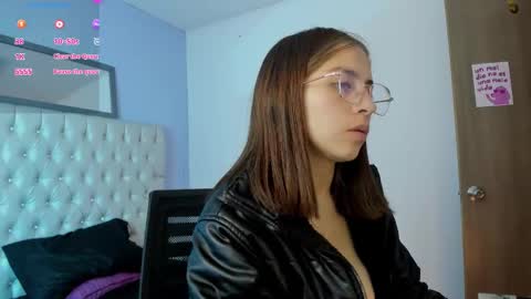 Keily Morgan online show from 12/04/25, 01:26