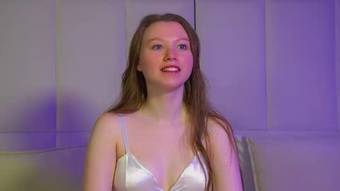 Keira online show from 11/19/25, 06:30