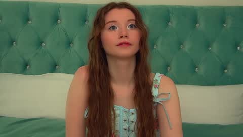 Keira online show from 02/23/26, 06:05