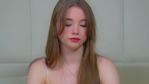 Snapshot of keiraace chatting on 05/14/26, 06:04 Keira online show from 05/14/26, 06:04