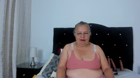   online show from 09/18/25, 11:45