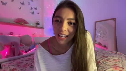 Snapshot of keirasworld chatting on 06/22/26, 12:13 keira online show from 06/22/26, 12:13