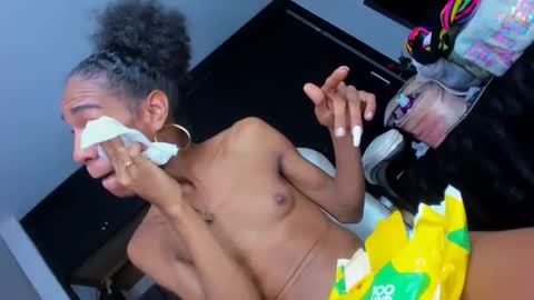 KEISY MARIANA  online show from 04/10/26, 06:01