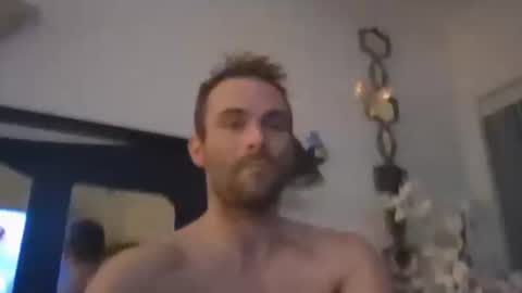 clyde online show from 03/08/25, 05:59