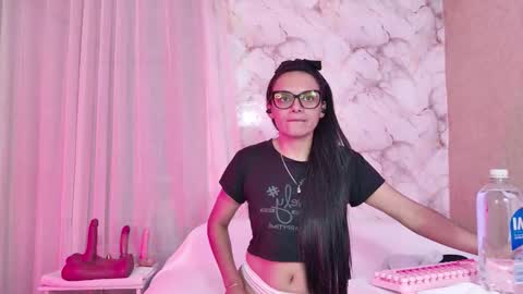 kelanymilf online show from 03/04/26, 04:07