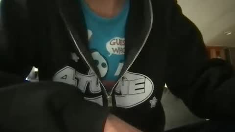 Snapshot of kelkun2828 chatting on 09/12/25, 10:43 kelkun2828 online show from 09/12/25, 10:43