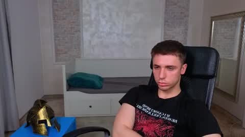 Snapshot of kellenwest chatting on 07/18/26, 05:11 KellenWest online show from 07/18/26, 05:11