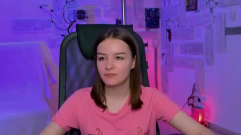 Snapshot of kelliebanshe chatting on 06/15/26, 04:58 kelliebanshe online show from 06/15/26, 04:58