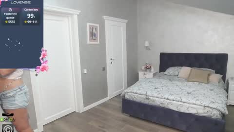 kellielowie online show from 01/29/25, 08:04