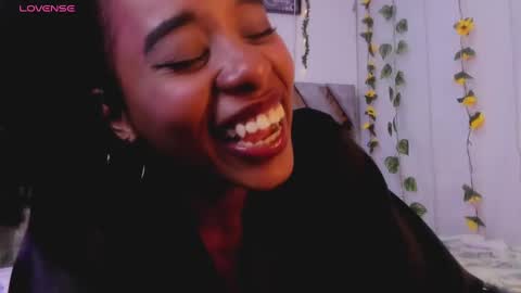 kelly__thomson online show from 01/30/25, 04:13