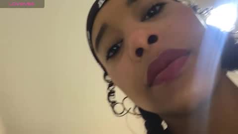 kelly__thomson online show from 01/31/25, 01:02