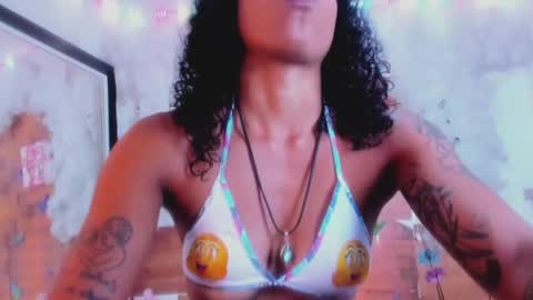 kelly__thomson online show from 02/13/25, 09:17