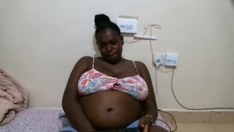 kelly_jones9 online show from 02/03/26, 11:21