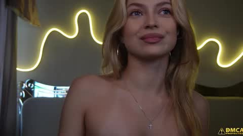 Kelly online show from 10/11/25, 05:17