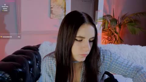 Kelly online show from 12/20/25, 03:30