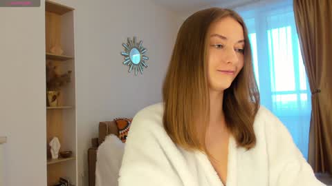 Snapshot of kelly_xo chatting on 01/18/25, 01:08 Kelly XO online show from 01/18/25, 01:08