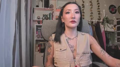 Leia online show from 10/05/25, 06:12