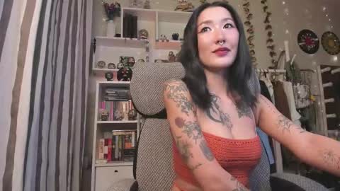 Leia online show from 10/24/25, 06:32