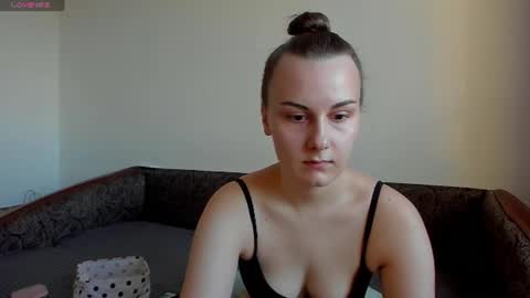 Snapshot of kellycartie chatting on 08/06/26, 03:14 Im Kelly online show from 08/06/26, 03:14
