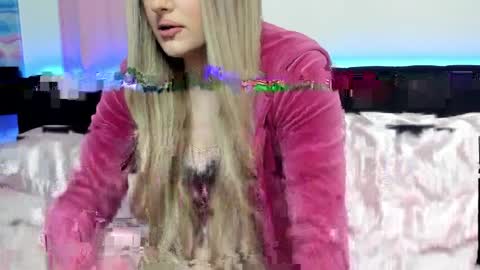 Kelly Cocksin online show from 04/06/26, 07:48