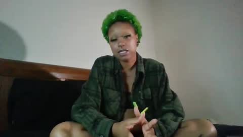 Kelly online show from 02/19/25, 02:44