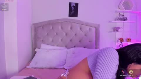 Snapshot of kellymillian_ chatting on 01/08/25, 02:46 kellyMillian  online show from 01/08/25, 02:46