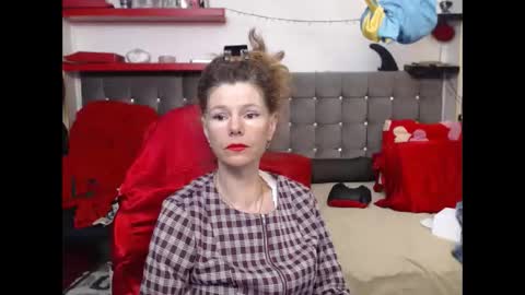 kelly online show from 10/03/25, 01:57