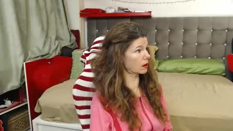 kelly online show from 12/02/25, 12:05