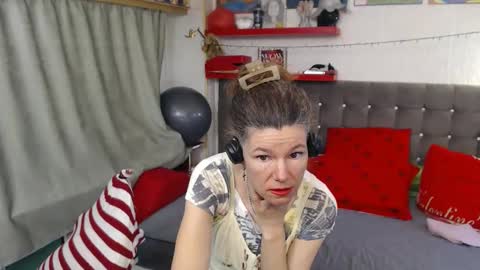 kelly online show from 03/12/26, 07:25