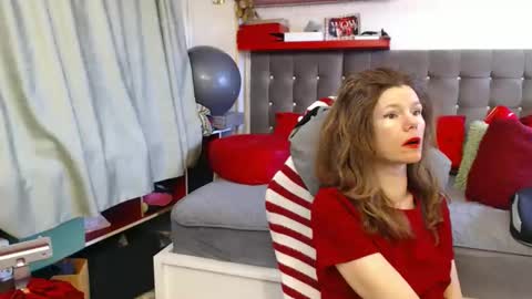 kelly online show from 04/08/26, 10:04