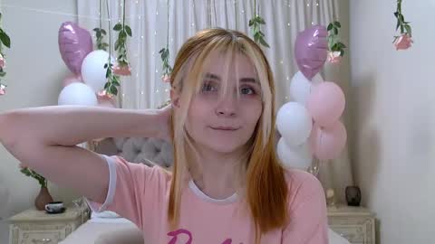 Kelly Stoneys online show from 02/21/25, 09:24