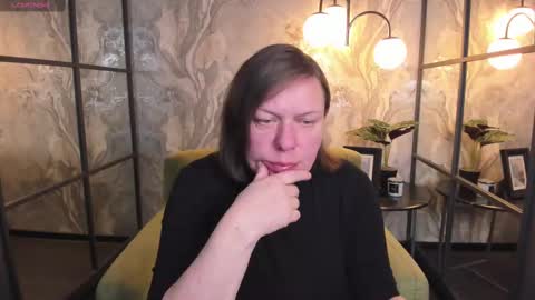 Snapshot of kellysuper chatting on 02/10/25, 01:22 Kelly online show from 02/10/25, 01:22