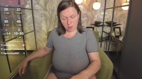 Snapshot of kellysuper chatting on 09/17/25, 05:47 Kelly online show from 09/17/25, 05:47
