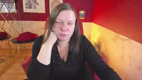 Kelly online show from 12/03/25, 06:54