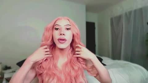 Kelsi  online show from 02/15/26, 09:30