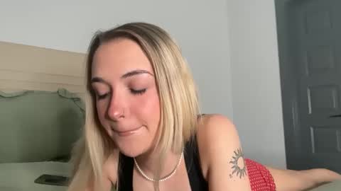 Snapshot of kelseyblu chatting on 02/01/26, 11:25 Kelsey Blu online show from 02/01/26, 11:25