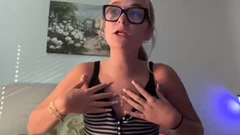 Kelsey Blu online show from 06/04/26, 11:11