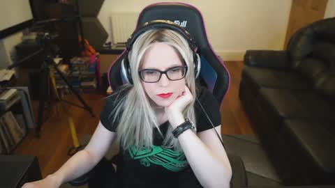 kelseycobalt online show from 12/21/24, 10:51