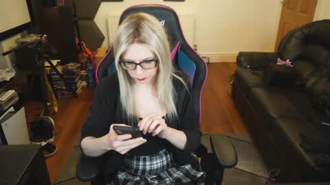 kelseycobalt online show from 01/03/25, 01:59