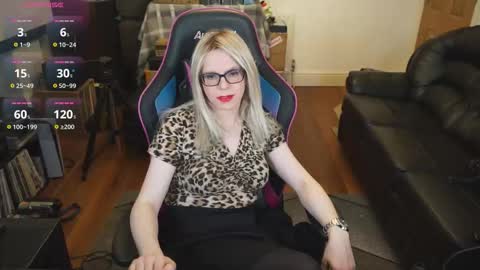 kelseycobalt online show from 10/11/25, 07:45