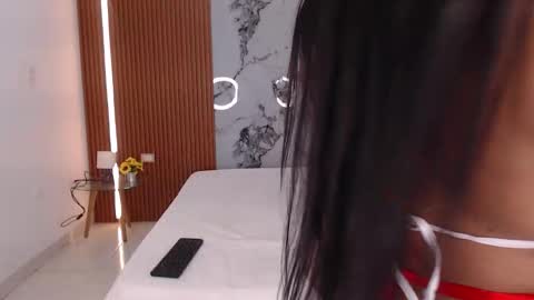 Snapshot of kelsiee_hills chatting on 02/10/26, 08:13 Samanta online show from 02/10/26, 08:13