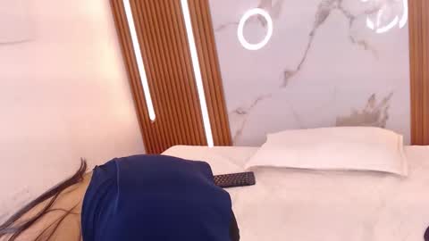 Snapshot of kelsiee_hills chatting on 02/20/26, 12:05 Samanta online show from 02/20/26, 12:05