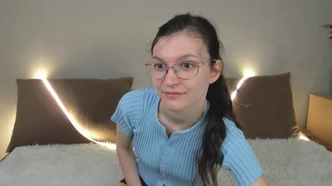 Kelsirabenold online show from 03/18/26, 05:10