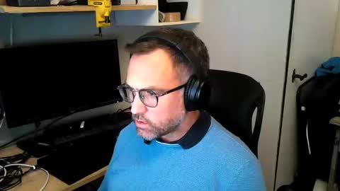 Snapshot of kelvin06133 chatting on 12/21/24, 11:34 kelvin06133 online show from 12/21/24, 11:34