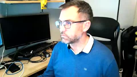 Snapshot of kelvin06133 chatting on 12/30/24, 10:01 kelvin06133 online show from 12/30/24, 10:01