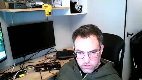 Snapshot of kelvin06133 chatting on 01/19/25, 10:17 kelvin06133 online show from 01/19/25, 10:17