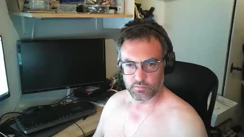 Snapshot of kelvin06133 chatting on 05/01/26, 10:25 kelvin06133 online show from 05/01/26, 10:25